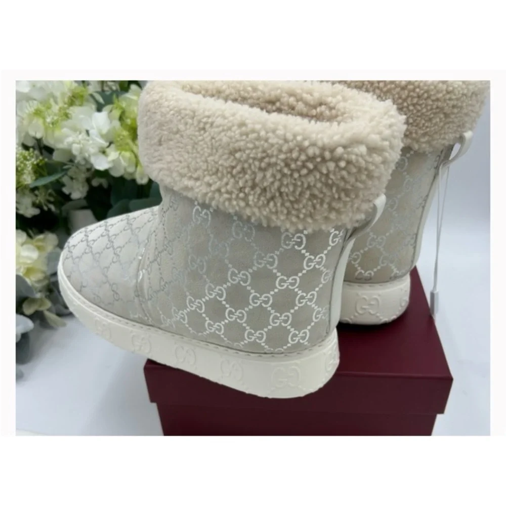 Gucci women's boots with Marino wool lining size 39 made in Italy